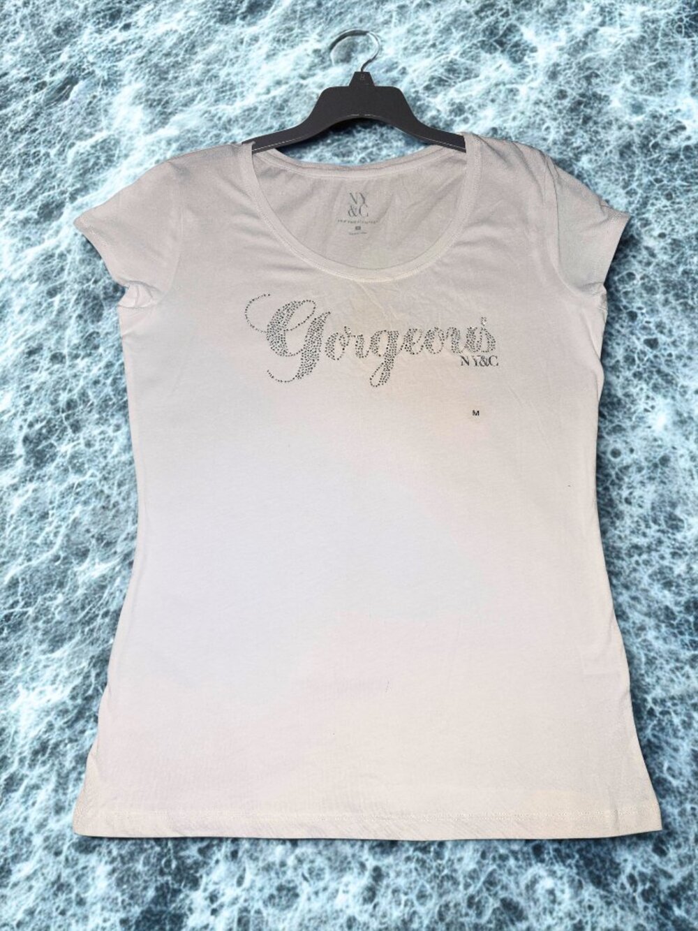 New York & Company Women's White Graphic T-Shirt Size M